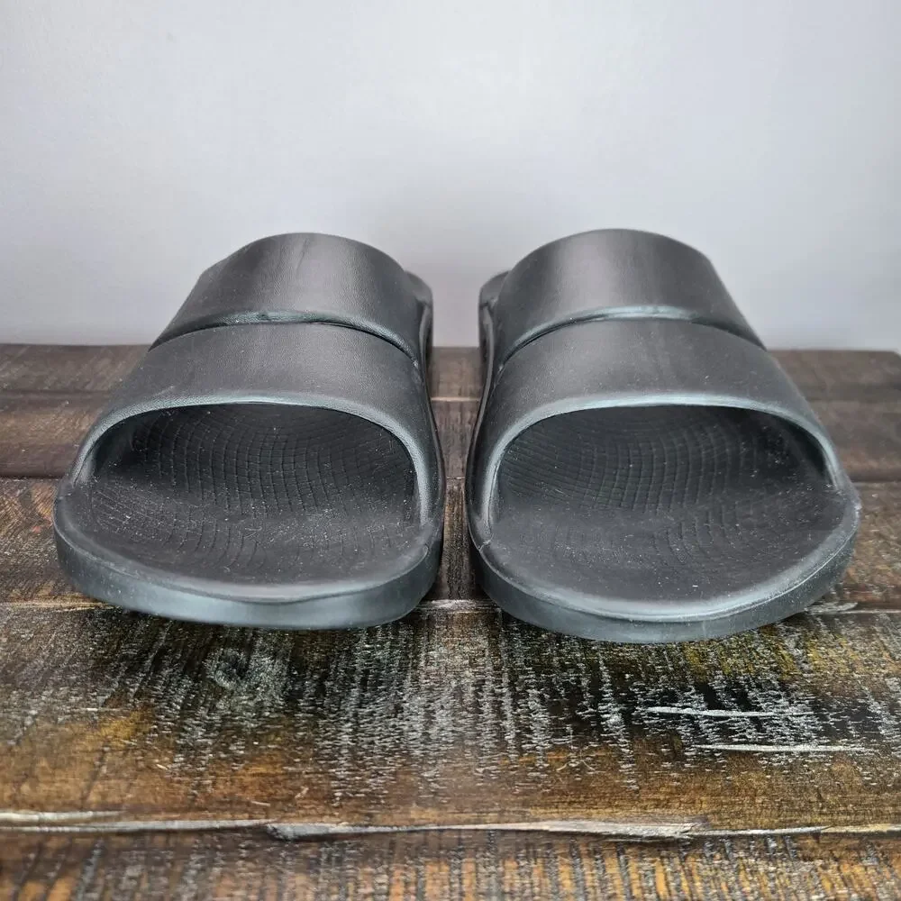 Oofos Ooahh Mens Size 12 Recovery Slip-On Comfort Flip Flops Sandals Black